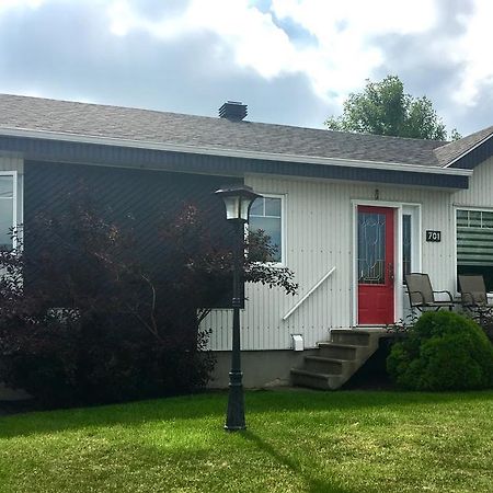 Champ Soleil Bed & Breakfast Metabetchouan-Lac-a-la-Croix Luaran gambar